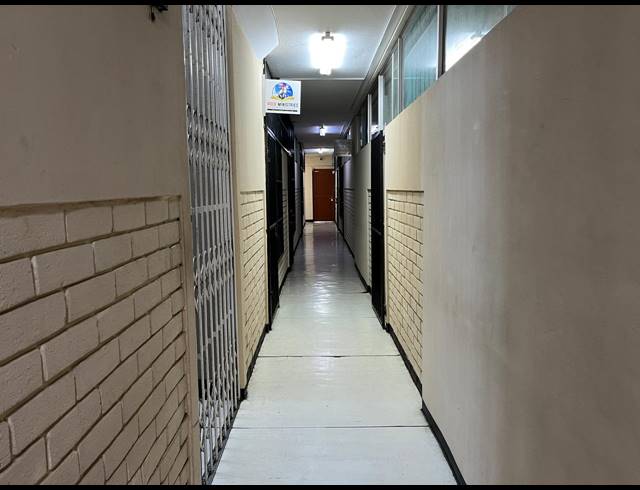 2,500M² BUSINESS CENTRE FOR SALE IN GANDHINAGAR